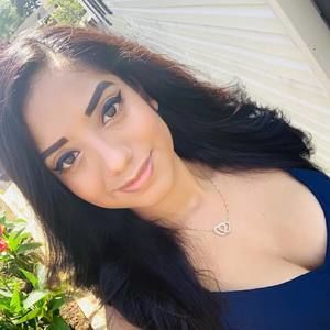 Meet your Posher, Alexandra